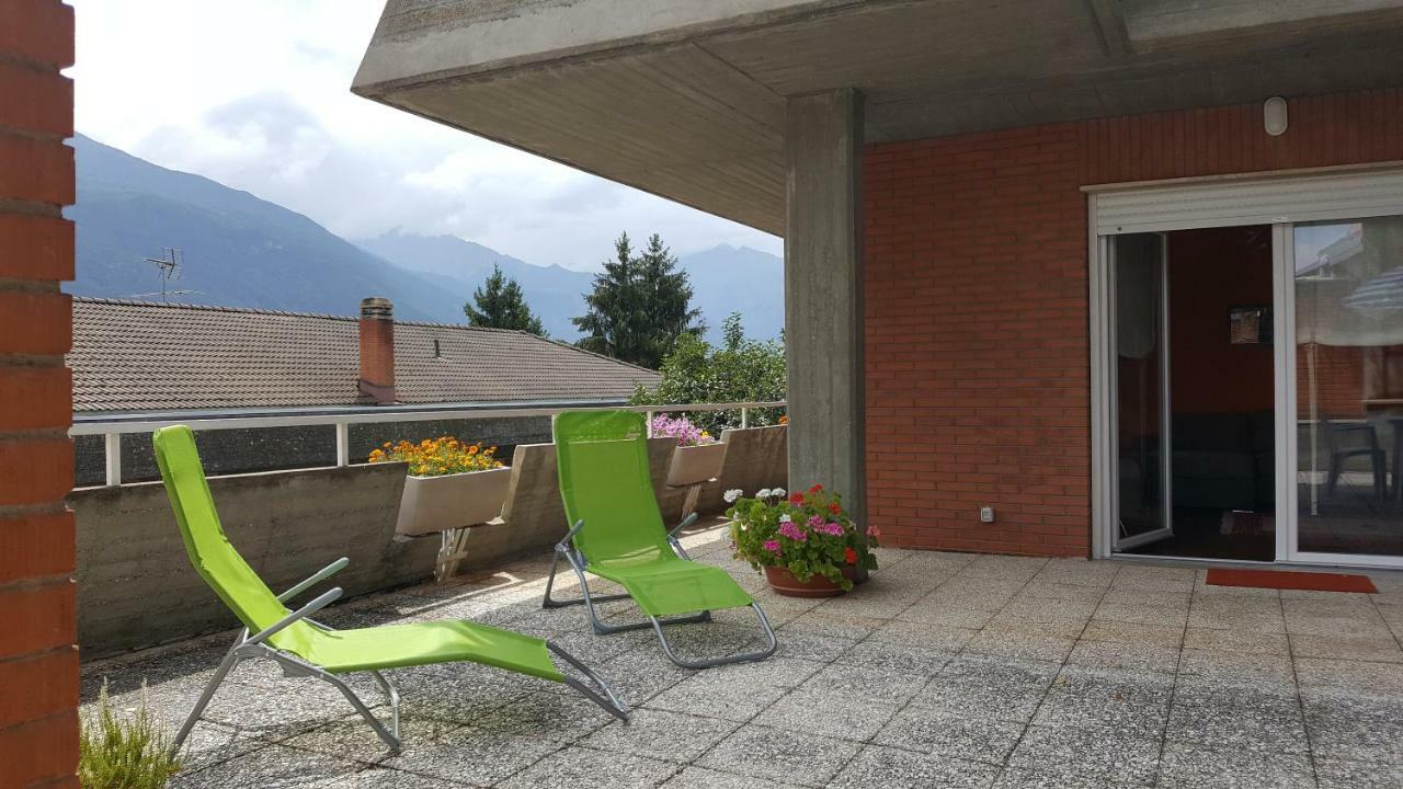 La Betulla Appartamento Confortevole Wifi E Parking Free Aosta Eksteriør bilde